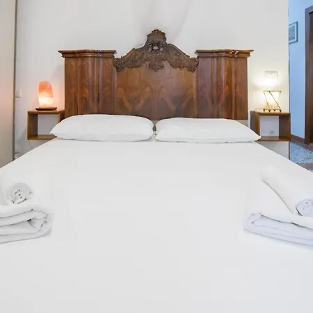 Gozzi House - Comoda Casa - Free Parking - Easy To Venice! Mestre Exterior photo
