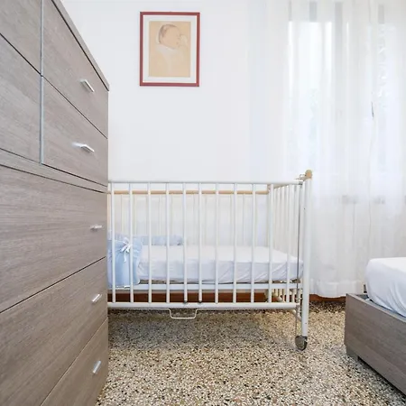Gozzi House - Comoda Casa - Free Parking - Easy To Venice! Mestre Exterior photo