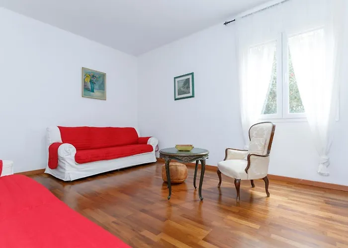 Gozzi House - Comoda Casa - Free Parking - Easy To Venice!