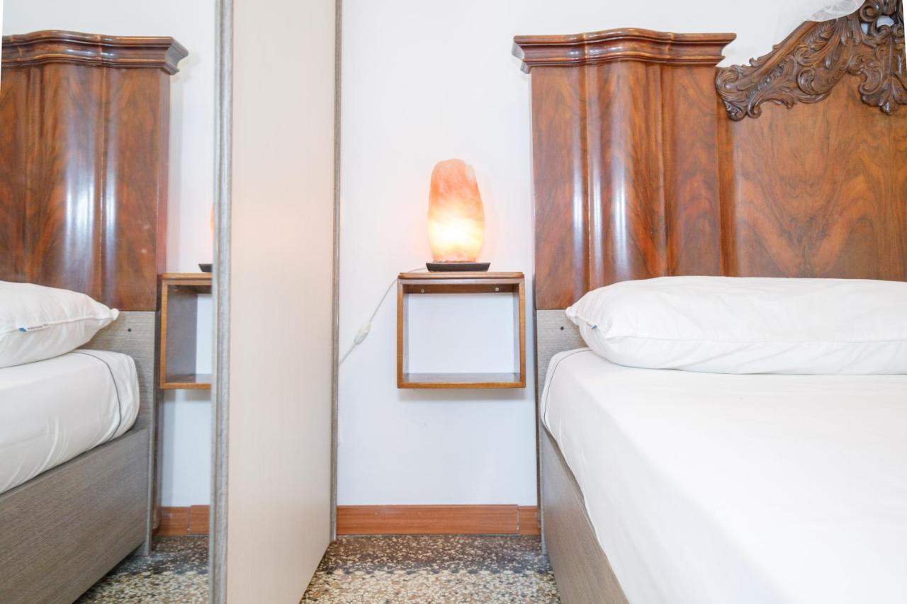 Gozzi House - Comoda Casa - Free Parking - Easy To Venice! Mestre